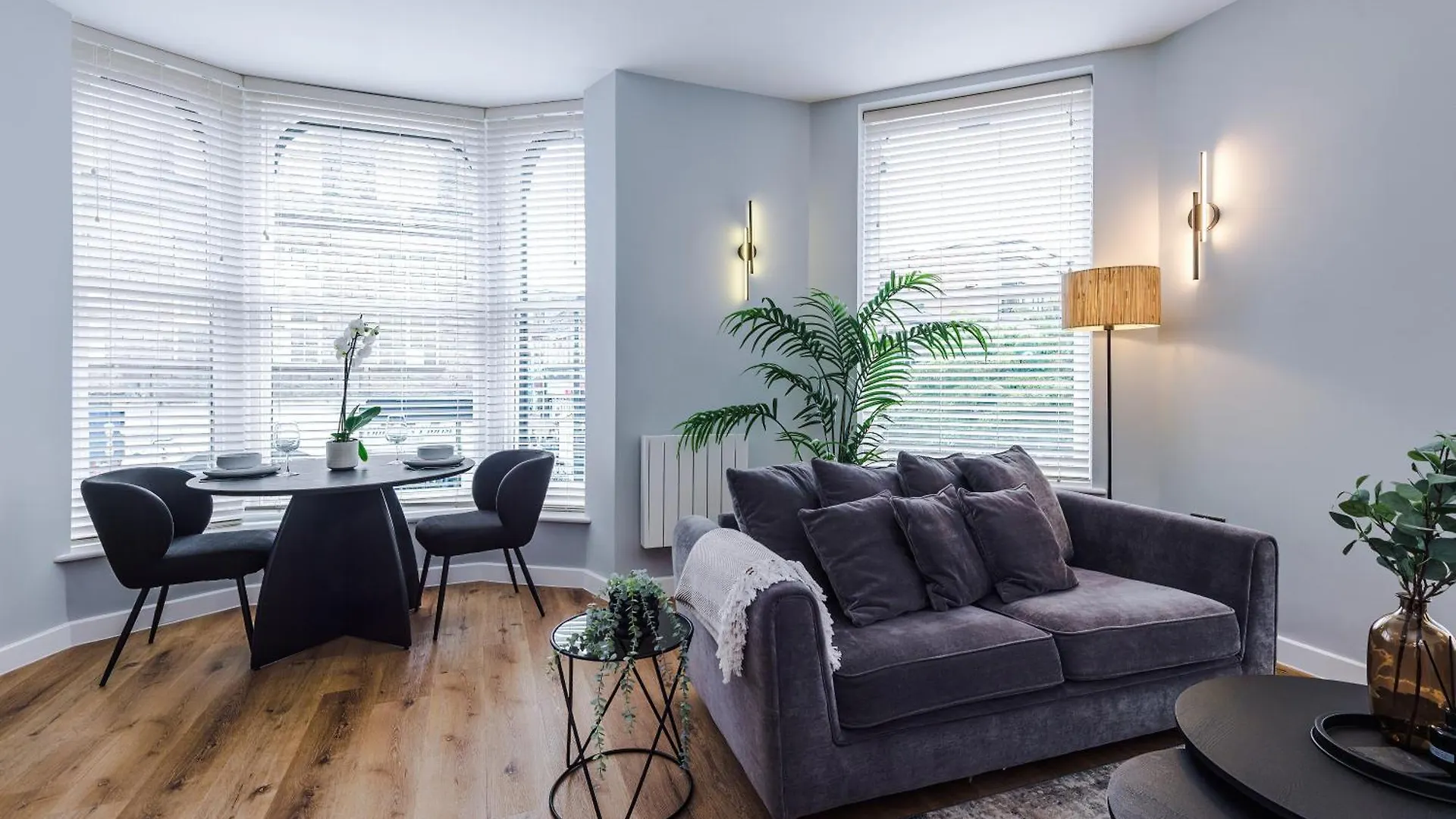 Apartment Harrogate House Apt 1 - Cheltenham Parade View