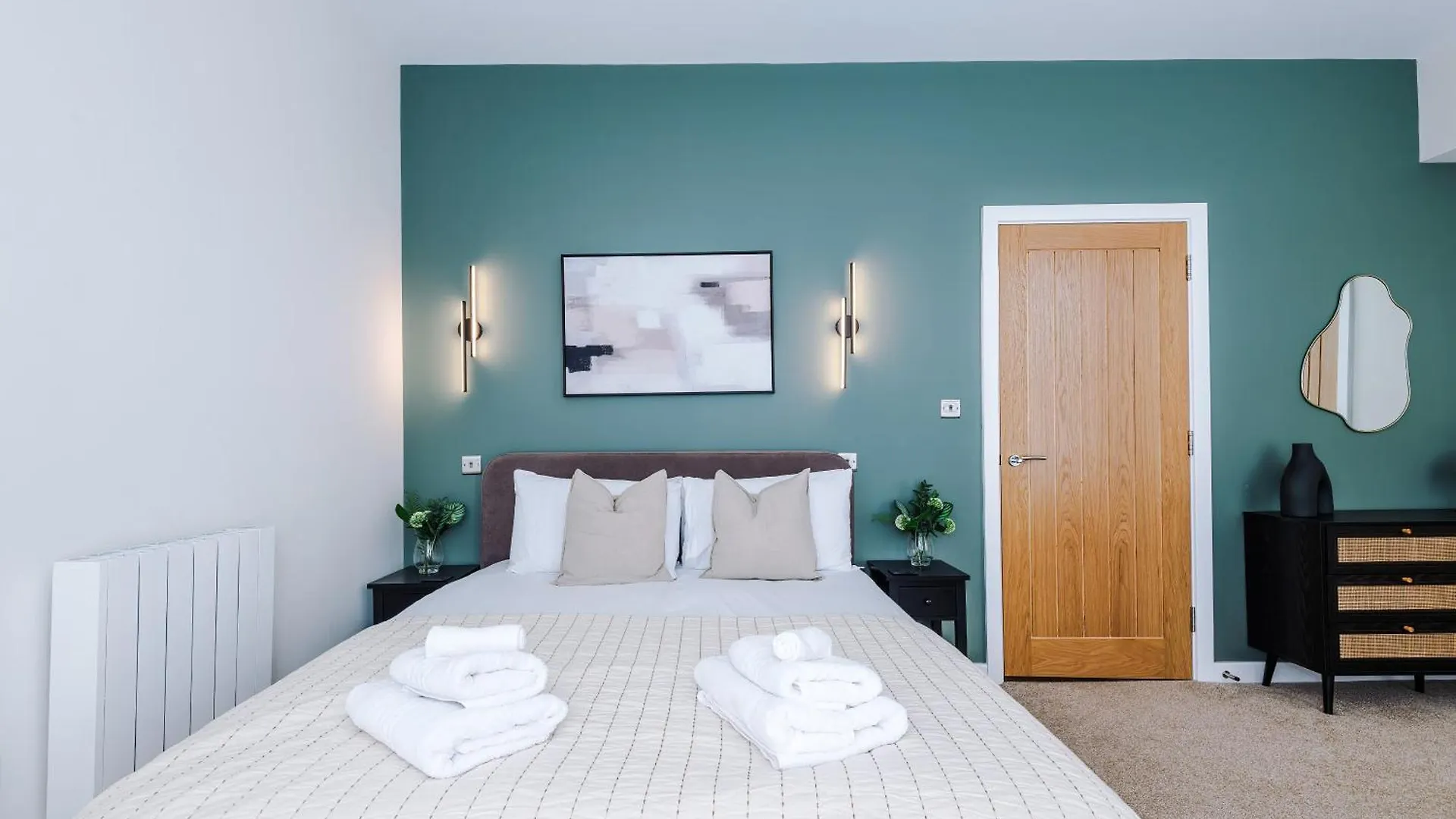 Harrogate House Apt 1 - Cheltenham Parade View United Kingdom